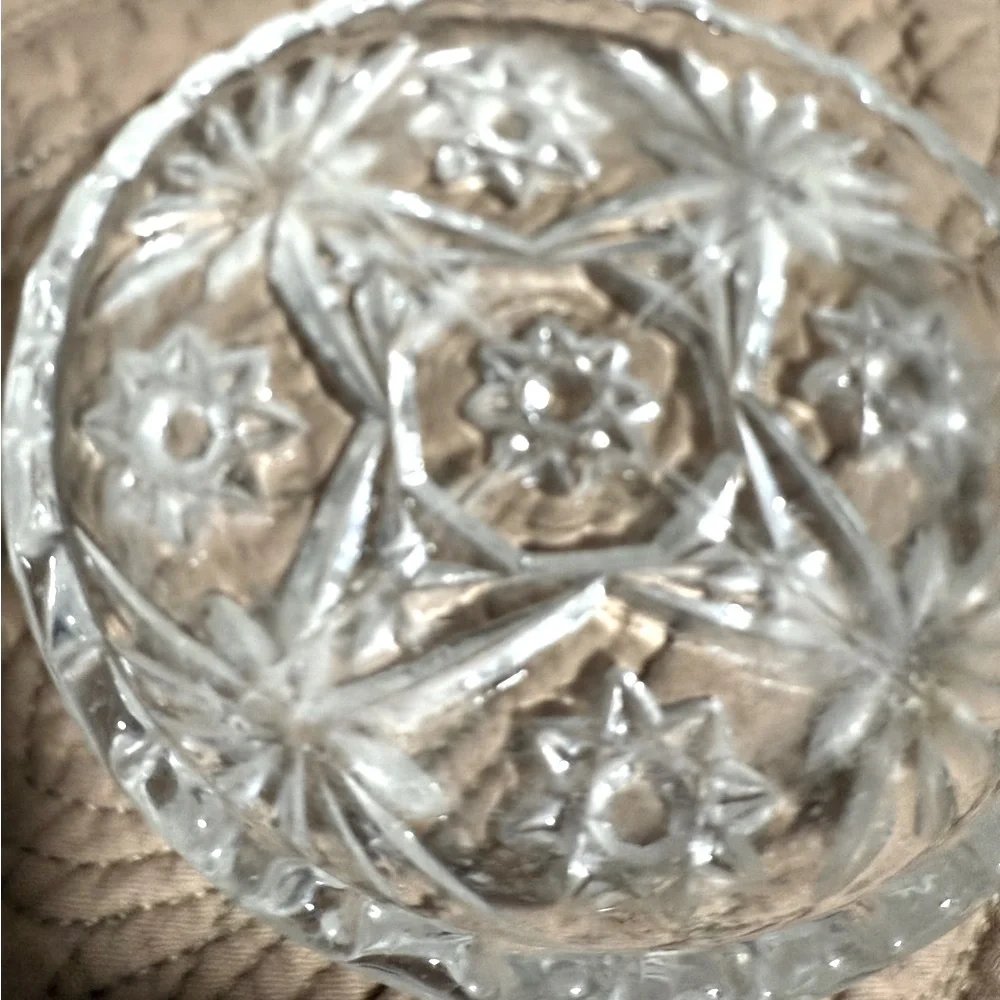 1950-1960s Vintage Anchor Hocking Prescut Star of David crystal glass bowl